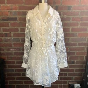Piperlime Floral lace long sleeve dress MOVING sale!